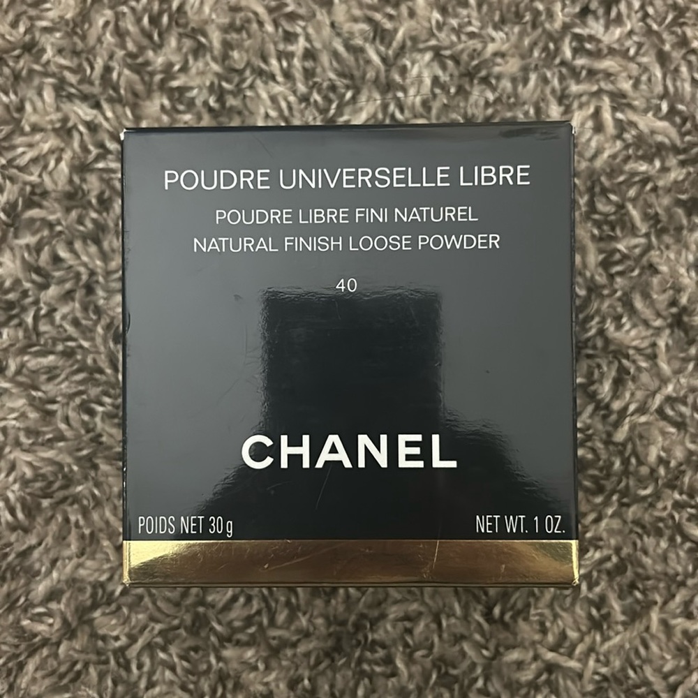Chanel Poudre Universelle Libre in 40